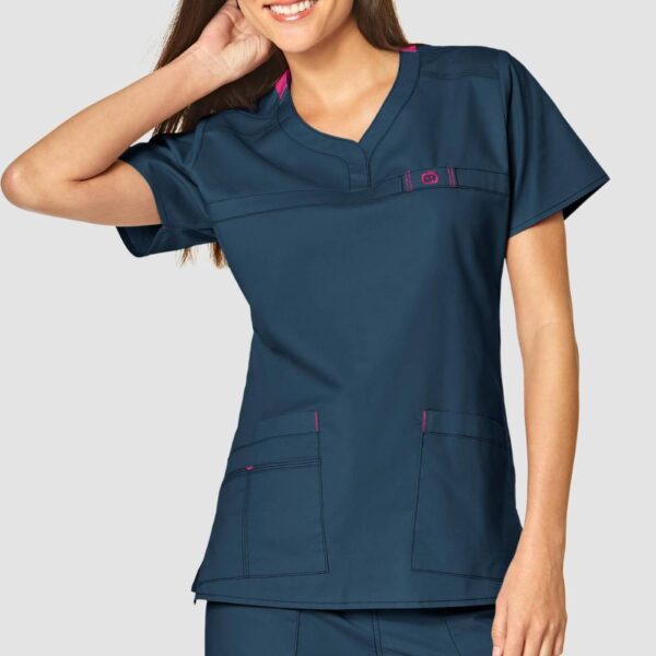 WOMEN'S NOTCH-NECK TOP